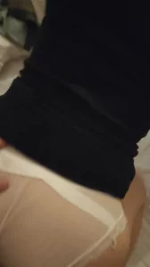 后入紧实的美臀，被粉穴包裹着体验感拉满！背影无敌